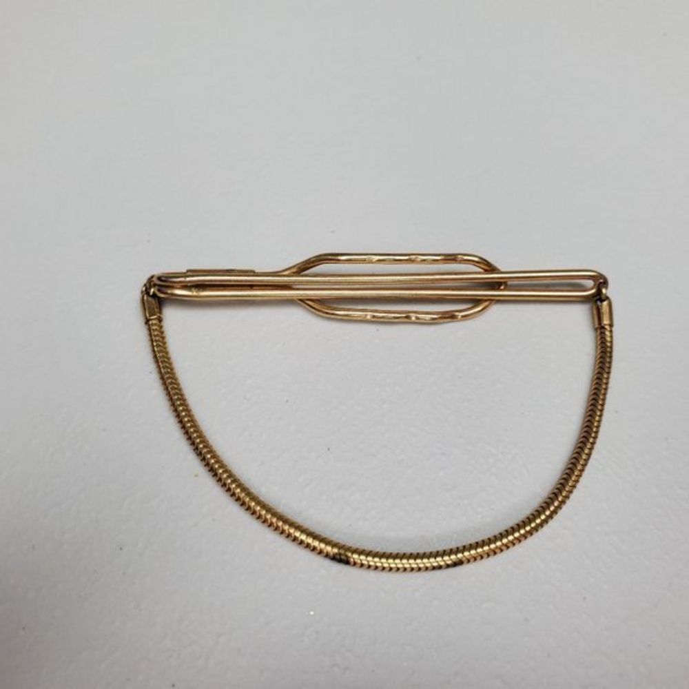 Anson Tie Bar Chain Gold Tone Stripe Basic Classic Draped Clip Wire Dainty Thin